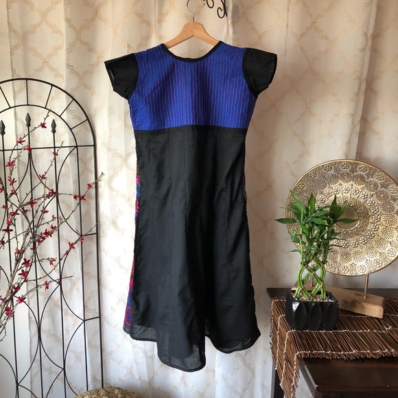 Handcrafted Embroidered Kurta - Picture 2 of 6